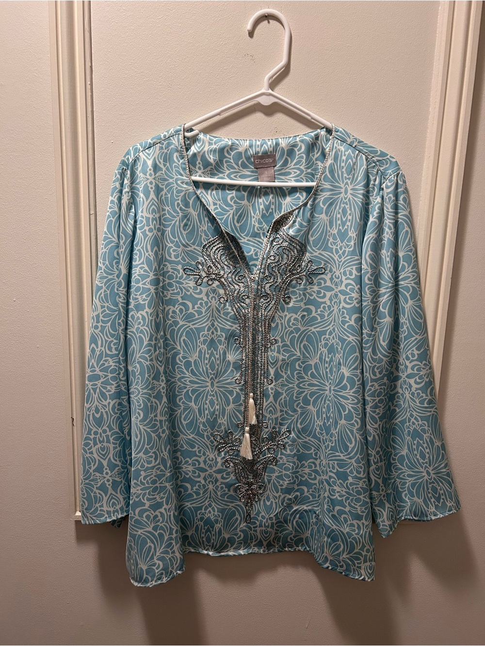 Chico's Aqua & White Embroidered Tassel Tunic size 3